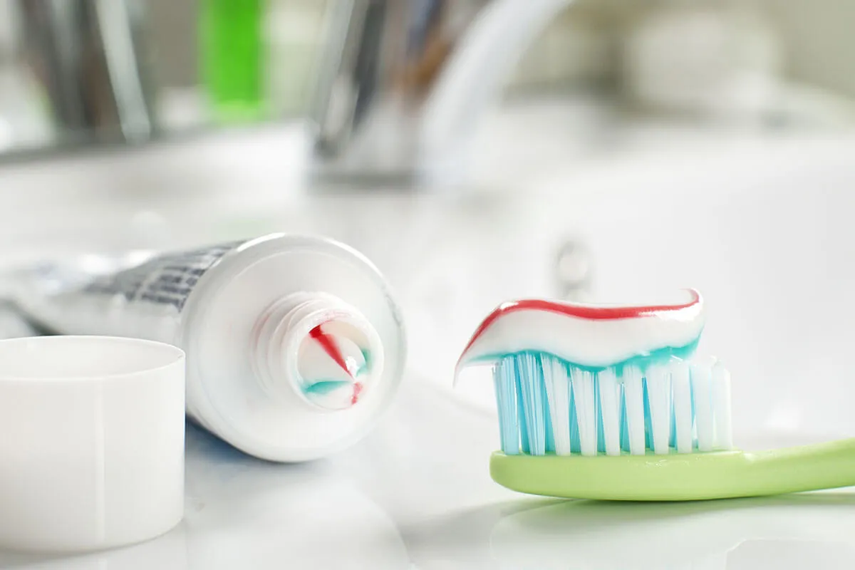 Featured image for: Waarom zit er fluoride in veel tandpasta's?